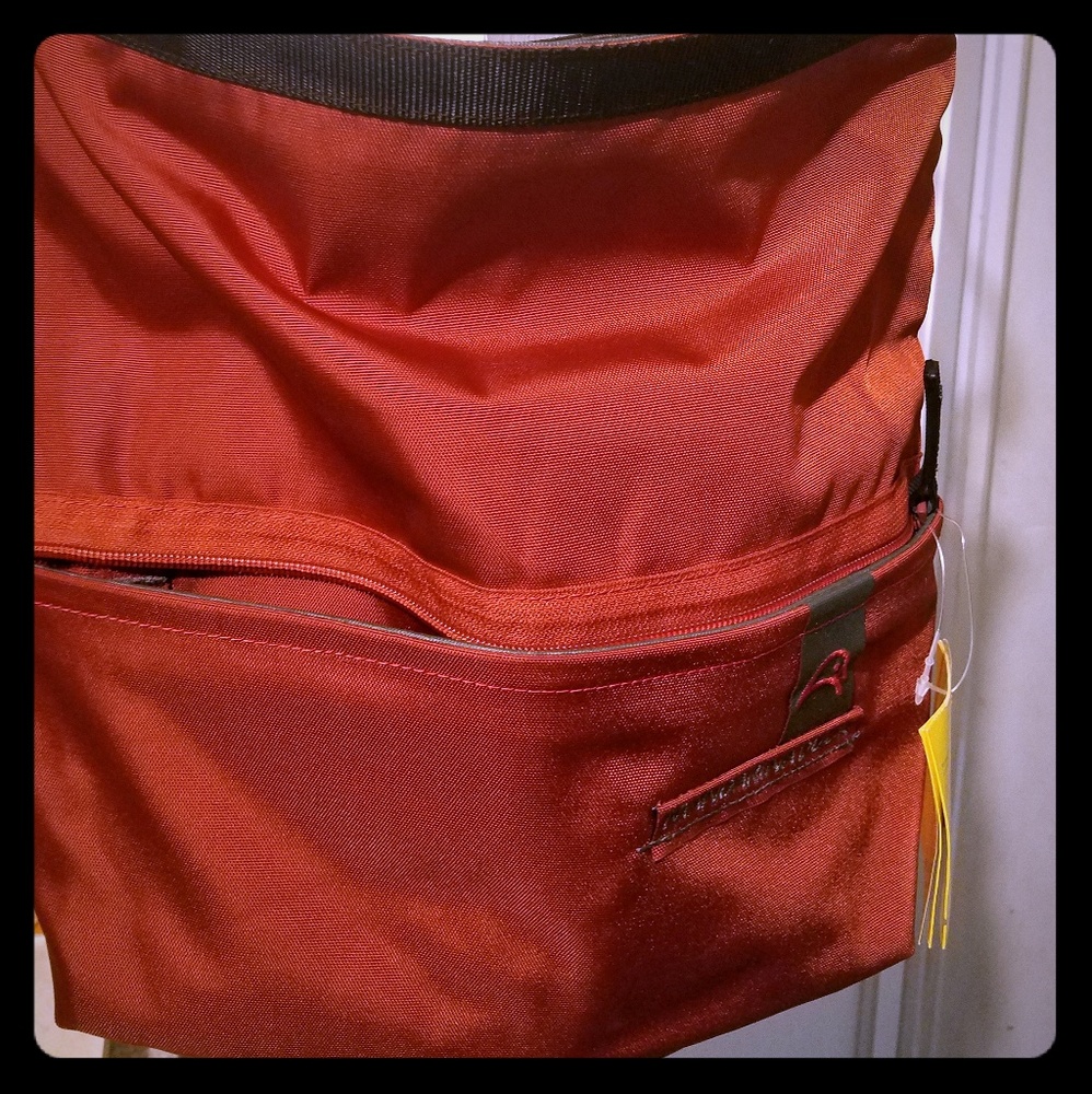 Madarina Duck bag in rust color